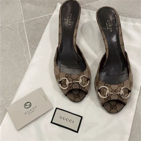 gucci pantoletten|gucci kitten heel slingback.